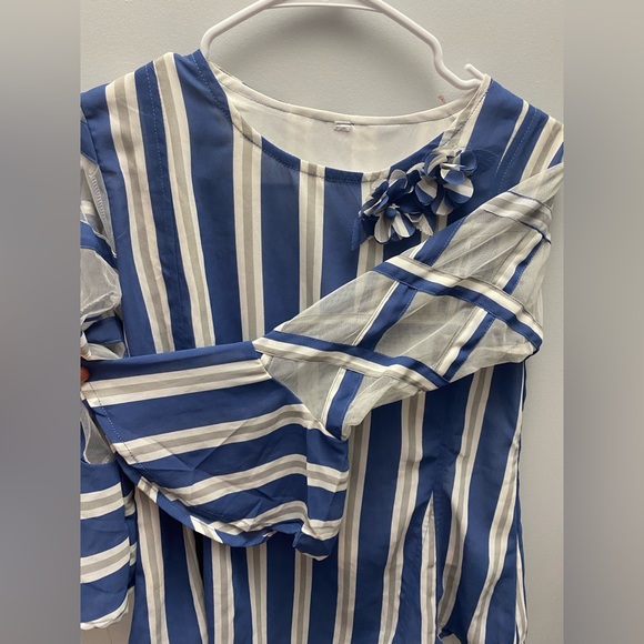 Stylish top - Picture 3 of 3